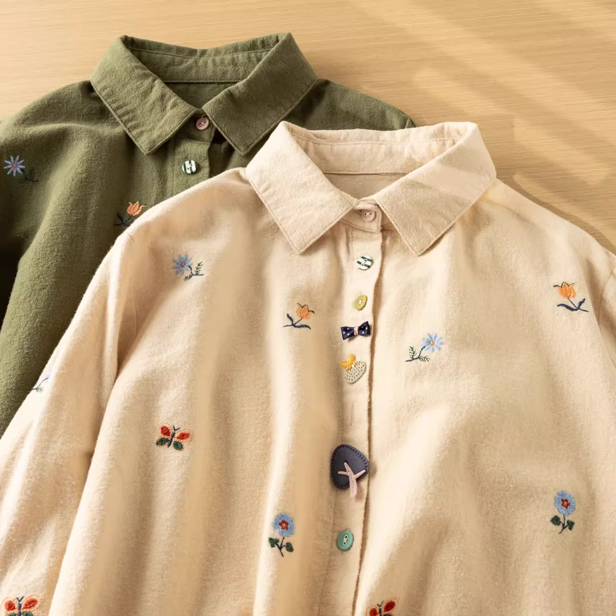 Mori girl Japan style winter vintage green apricot brushed shirt women thicken warm cartoon flower embroidery long sleeve blouse