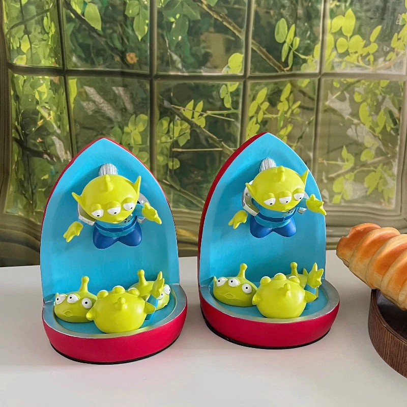 

Anime Toy Story Alien Book Stand Decoration Cartoon Creative Study Desktop Model Ornaments Children Birthday Gifts