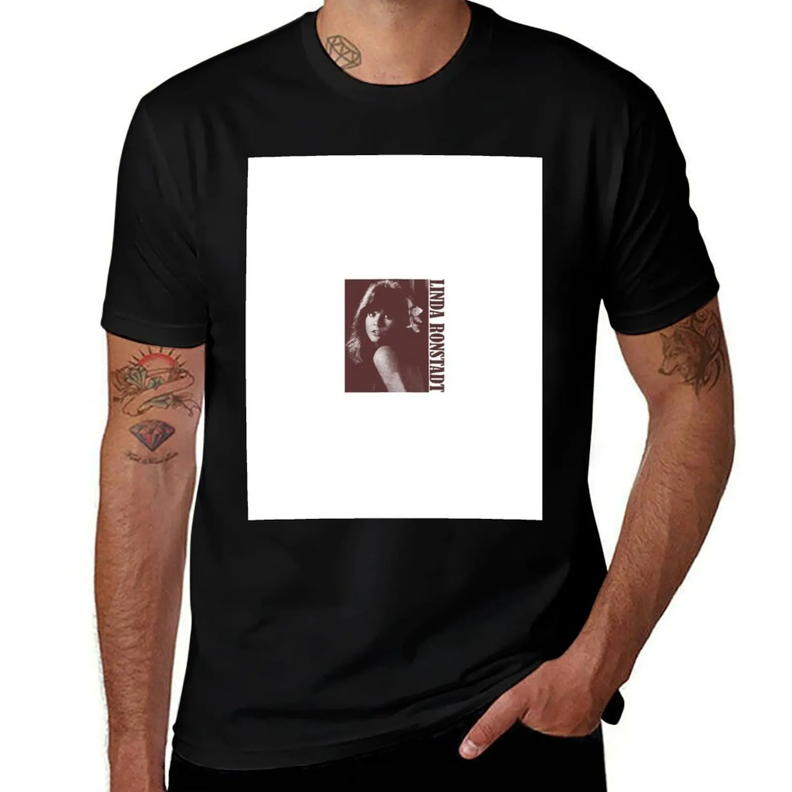Linda Ronstadt __ Vintage Halftone Style __ Fan Art Design_ T-Shirt man t shirts for men casual cotton t shirt pack T-shirt