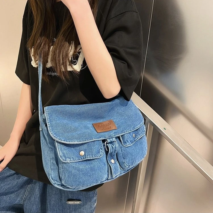 

90s Fashion Y2K Medium Size Denim Textile Side Zipper Postman Bag Retro College Ita Street Wear Pockets Messenger Bag Satchel