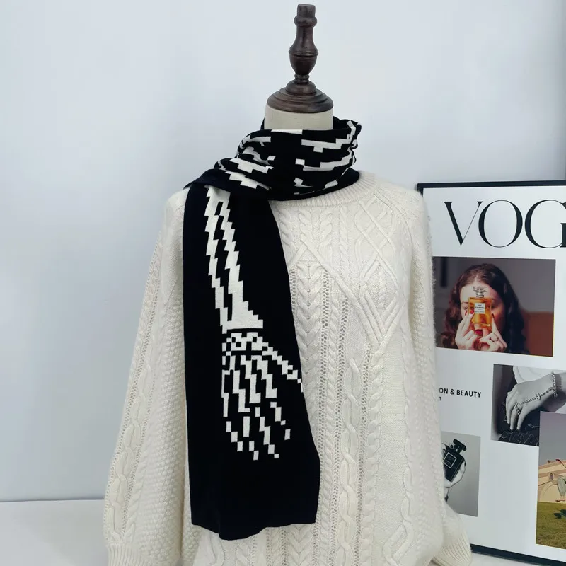 Skeleton Scarf Gothic Skeleton Bone Print Scarf Premium Soft Rayon Warm Cozy Neck Wrap for Unisex Winter Cool Punk Fashion Gift