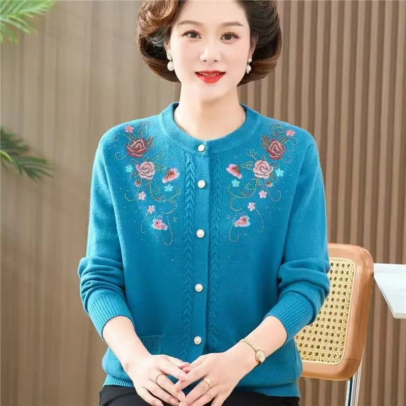 Large Size Winter Sweater Blue Elegant Women's Floral Embroidery Knit Cardigan Aesthetic Pearl Button Sweater for Mature Ladies