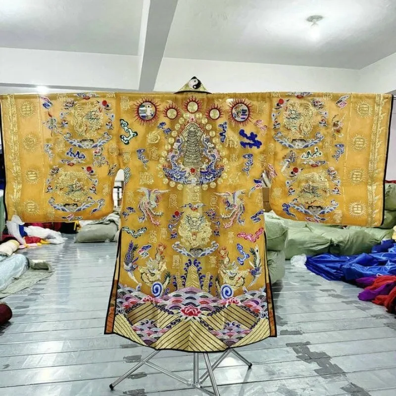 Yellow robes, descending robes, Taoist high-level robes, and Taoist robes available in multiple colors