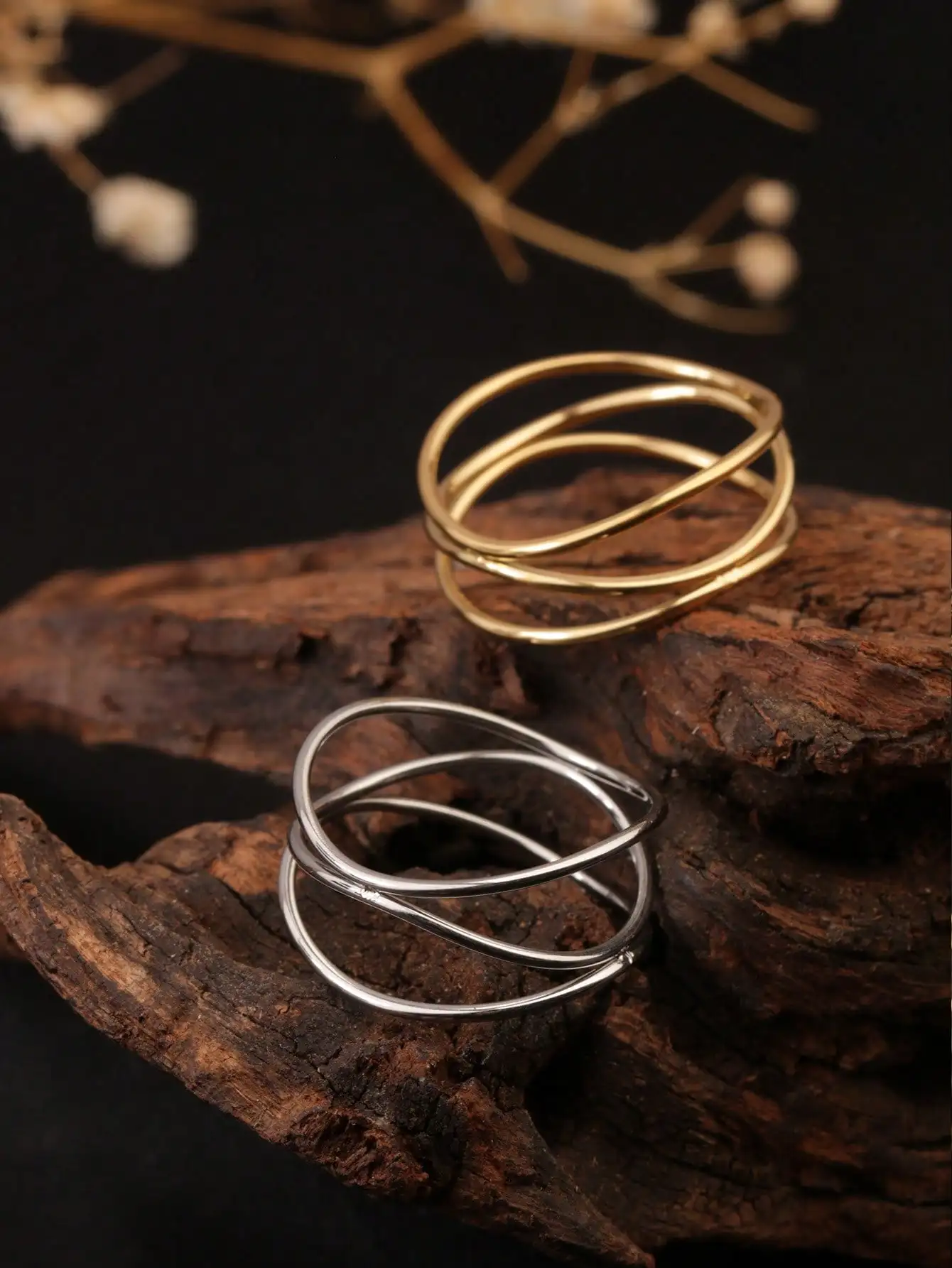 1 piece of stainless steel 18K gold three-layer fine line intertwined ring, trendy, fashionable and unique, suitable for women's daily wear, parties and gifts