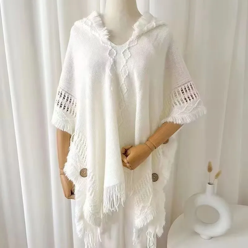2025 Ethnic Style Shawl Autumn and Winter Travel New Cloak Loose Jacket High-end Knitted Retro Princess Button Style