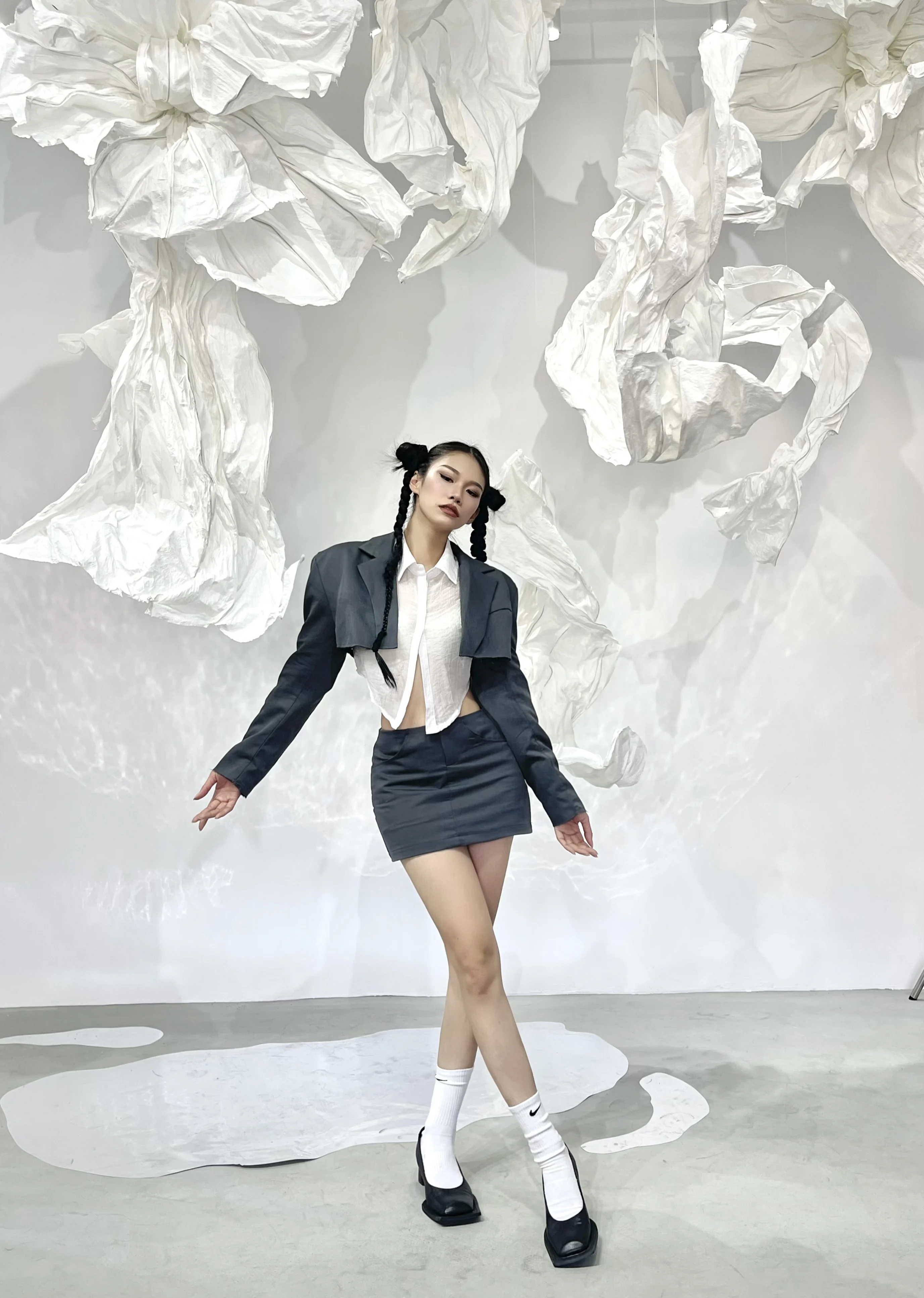 

High-End Grey Short Blazer & Low Waist Short Skirt Set Anti-Exposure Hip Skirtm Women Female Office Lady High Quality Suit Set