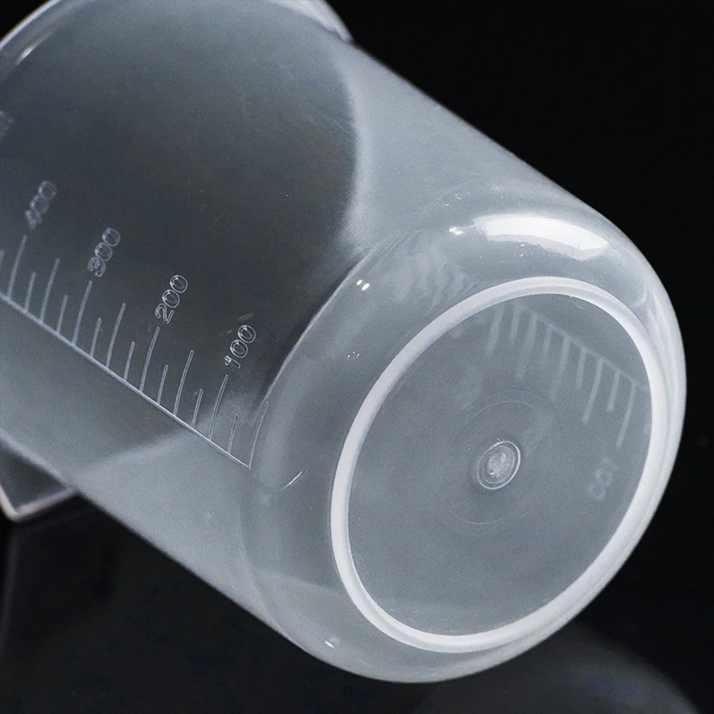 

50Pcs Plastic Measuring Cups PP Transparent Clear Scale Marked for Laboratory Use Measuring Cups