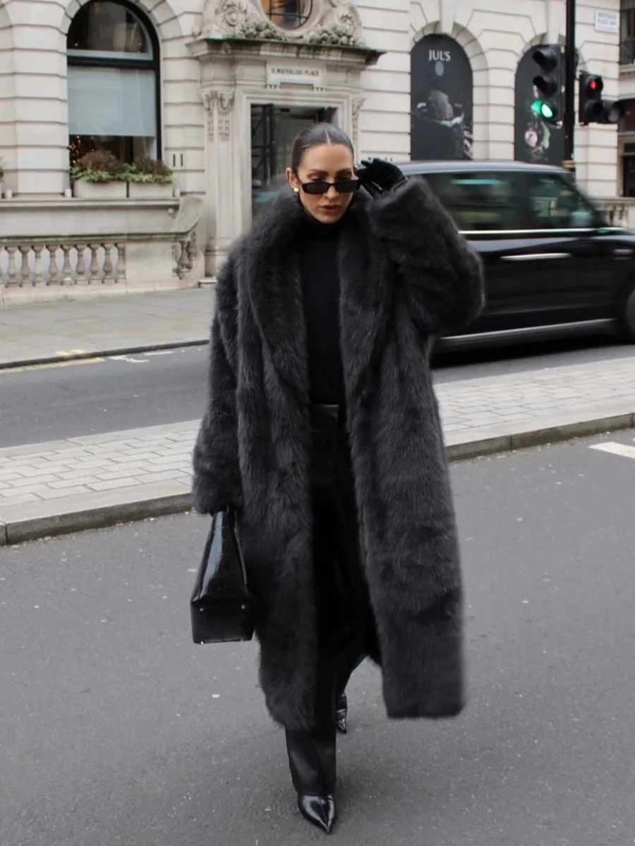 Winter Thick Warm Long Sleeves High Quality Fur Jacket Women Overcoat Luxury Chic Super Long Faux Fur Jacket Coat