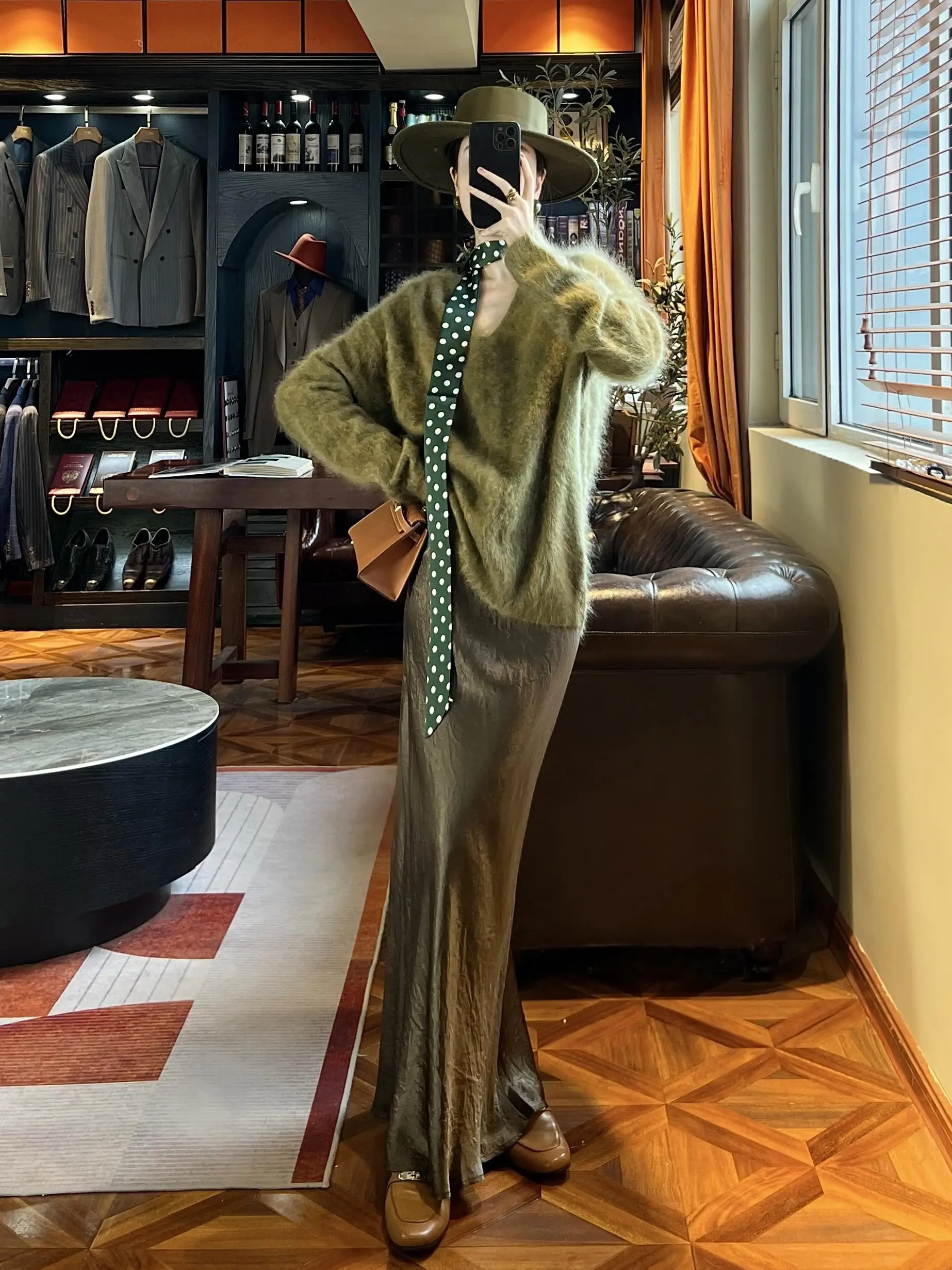 

Albasian 00% Camere V-Ne Knitted Sweater Women Ele Loose Fit Autumn Winter Warmth Long Sve Pure Color Knitwear