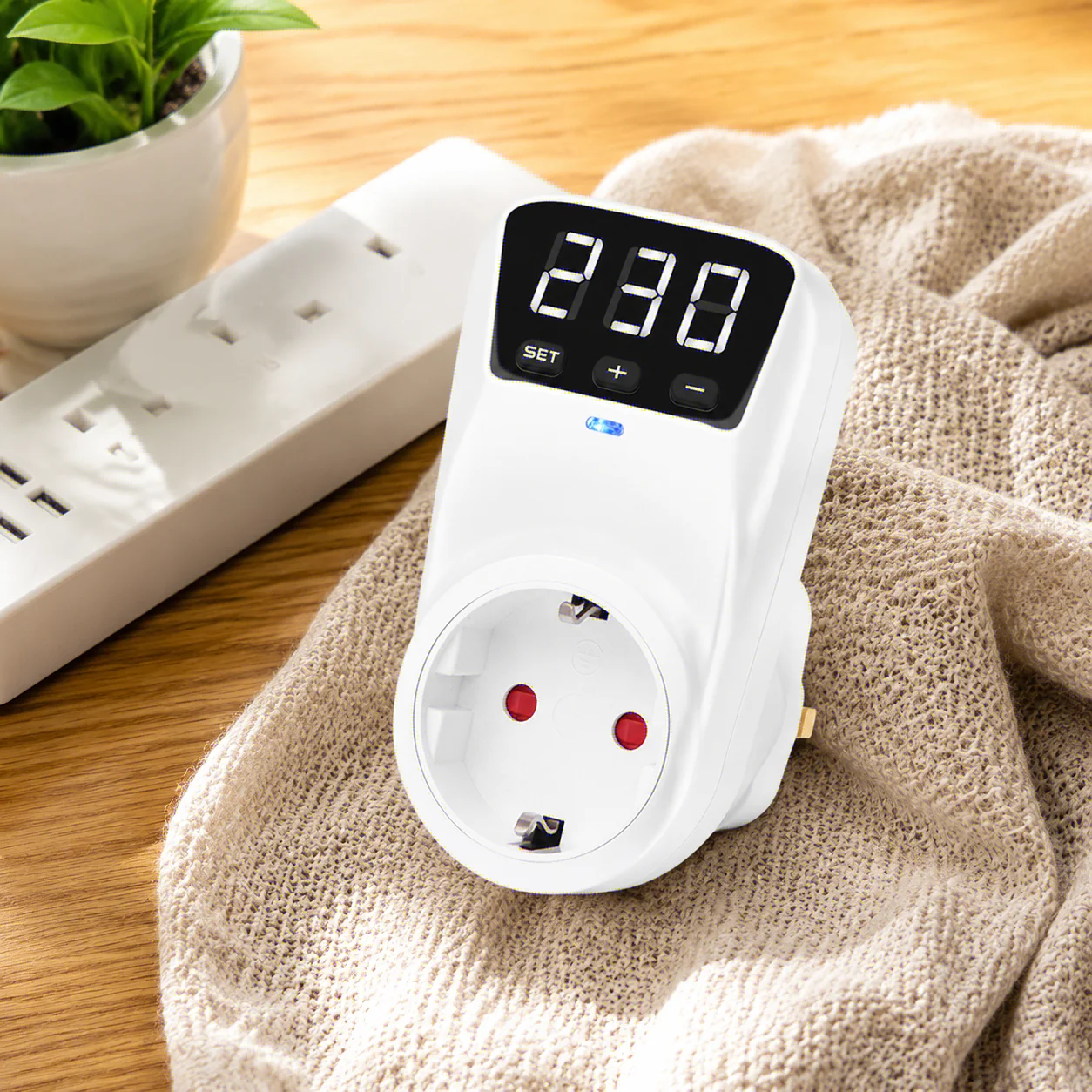 Thumbnail 3 - #6 Cheap Surge Protection Sockets Worth Buying