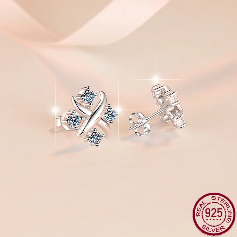 

New moissanite windmill earrings, exquisite high-grade versatile S925 silver earrings for women's wedding jewelry.