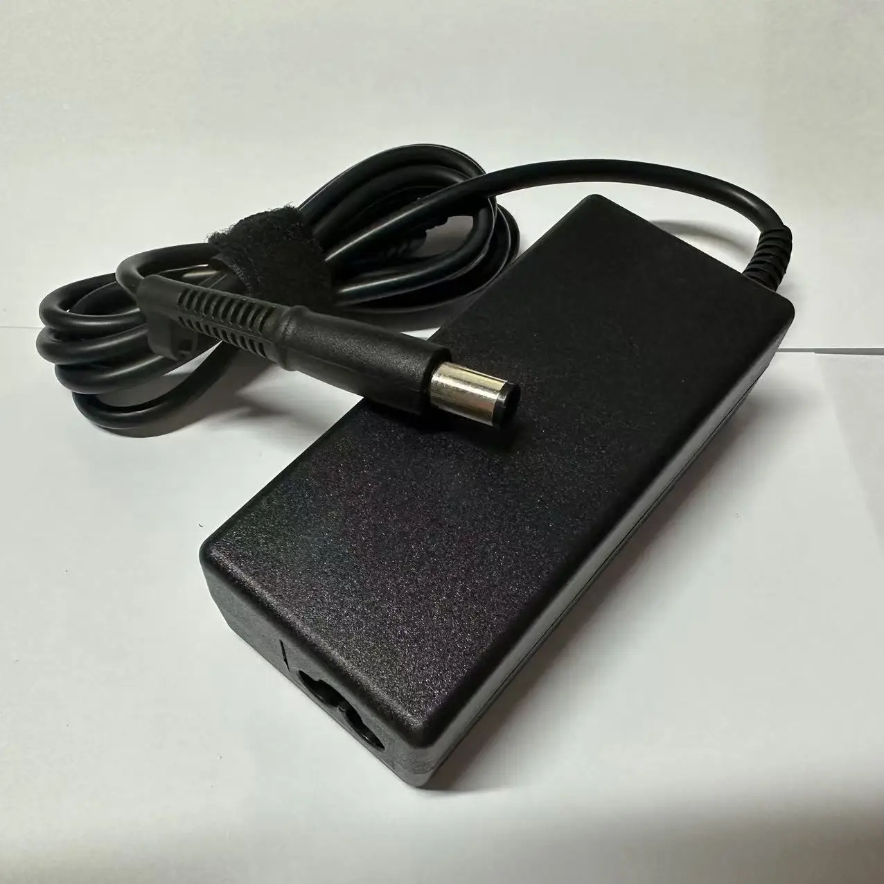 Suitable for HP Laptop Power Adapter 65W 18.5V3.5A 7.4*5.0MM Computer Charger