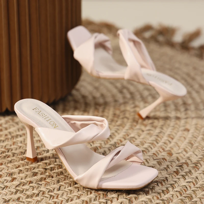 

Women Designer Shoes New High Heels Summer Square Toe Lightweight Casual Sandals Comfortable Anti Slip Outdoor Fashion Slippers