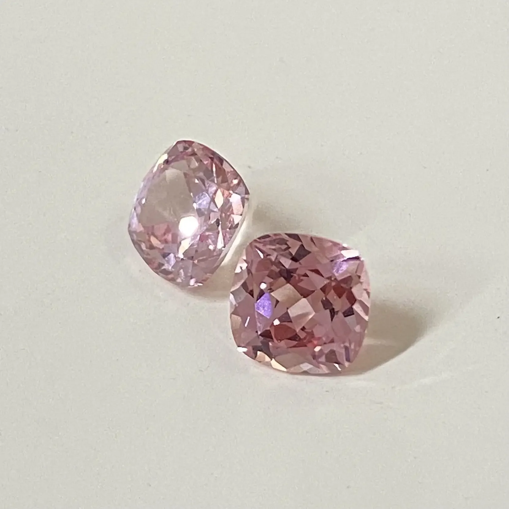 Ruihe Romantic Morganite Pink Gemstones Lab Create Semi-Precious Stone for Jewelry Making