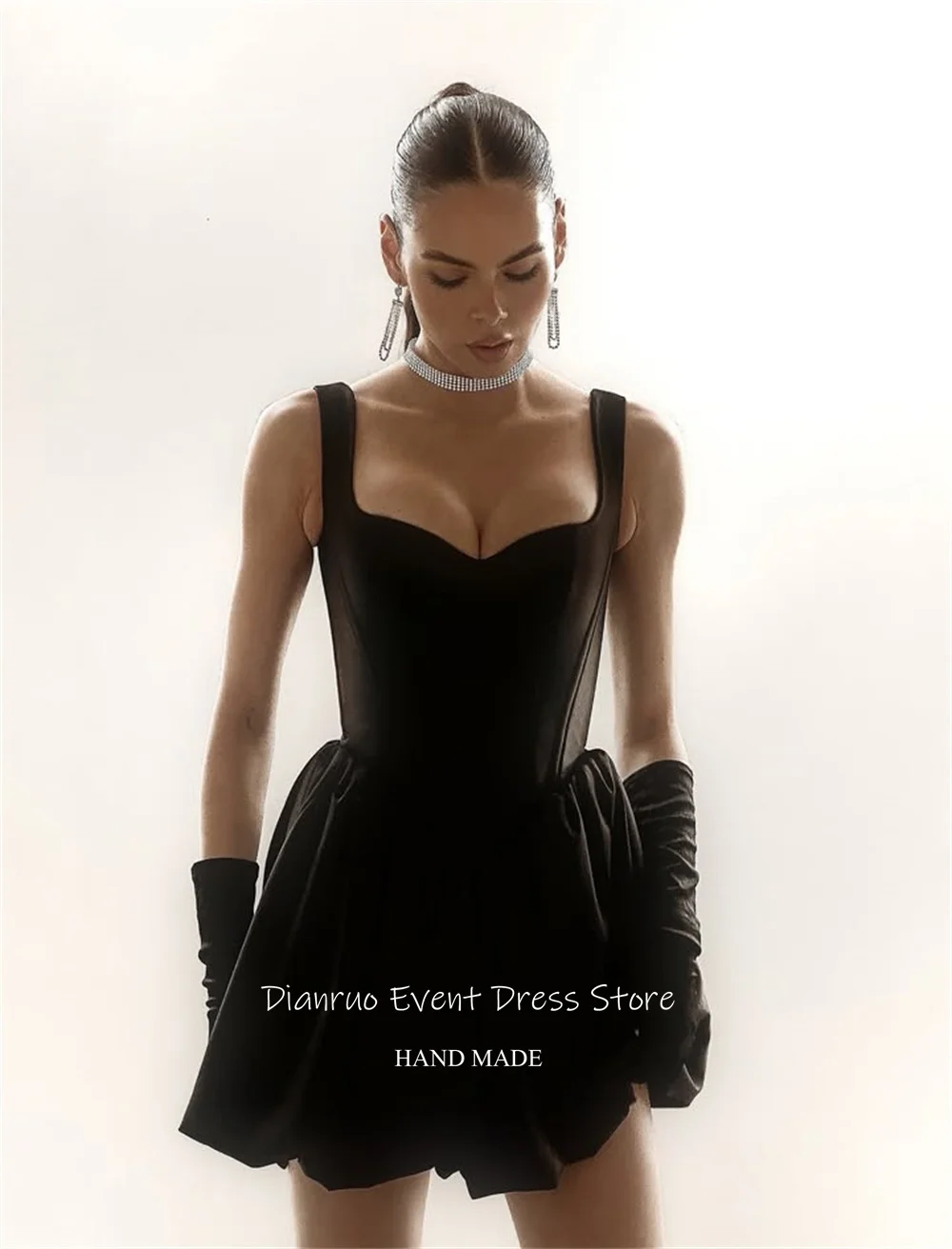 Dianruo فساتين لحضور الحفلات الموسيقية من الساتان الأسود قصيرة بدون أكمام من Vestidos De 15 Quinceañera A Line أشرطة سباغيتي رداء حفلات مخصص #3