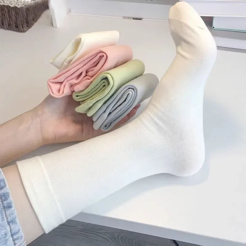 

5 Pairs of Candy Colored Women's Socks Mid-tube Socks Spring and Summer Thin Solid Color High Appearance Horizontal Casual Socks