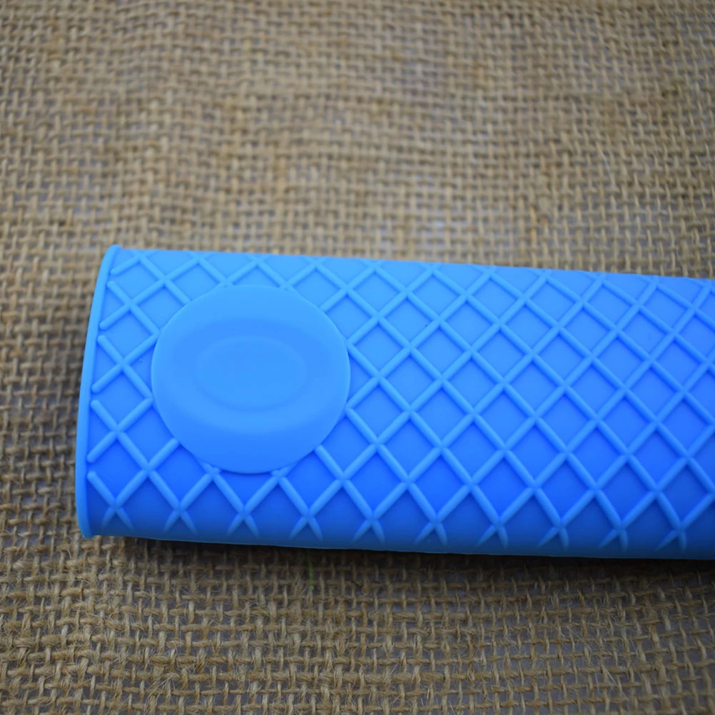

2pcs Silicone Pan Handle Cover Anti-Scald S Resistance Handle Cover for Home Restaurant Hotel (Random Color)