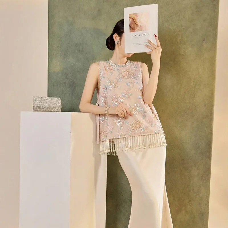 

Fashion Suit Women Spring Summer New Embroidery Sequined Bead Vest Skirt