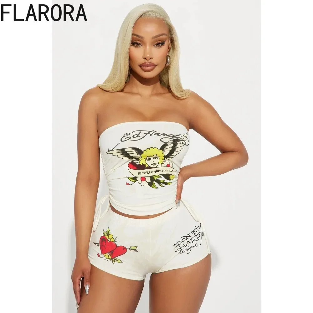 FLARORA Fashion Y2K Graffiti Print Women\'s Two Pieces Set Woman Strapless Backless Crop Tops And biker Shorts Outfits Streetwear