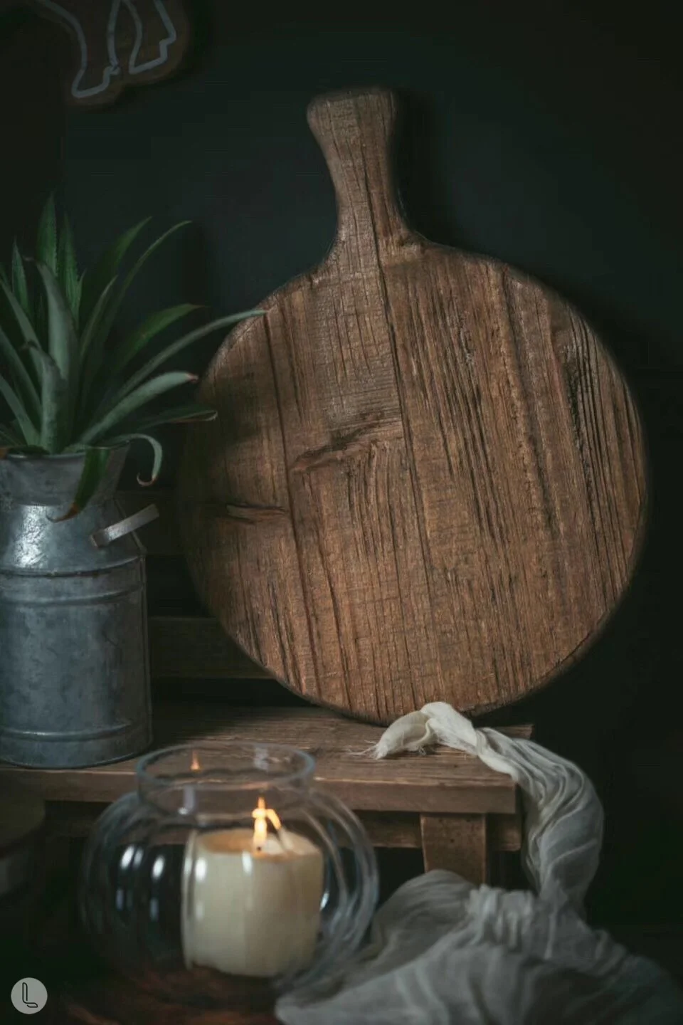 Weathered Wood round Cutting Board with Handle Cooking Utensil Photoaphy Prop Nordic Sle Kitchen Tool Handmade Chinese Made