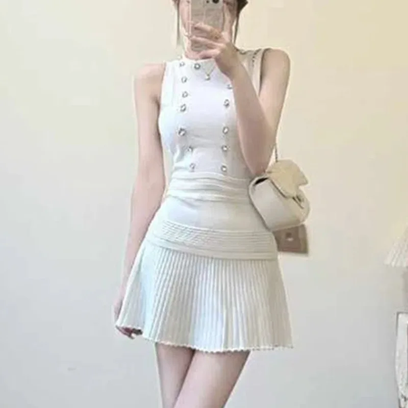

Women Chic Two Piece Set Sleeveless Knit Tank Top and High Waist Pleated Mini Skirt Pearl Detail Slim Fit Suit Minimalist Outfit