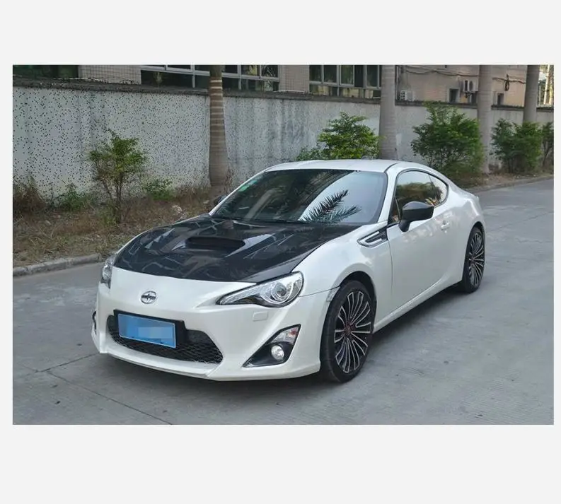 

Suitable for The FA-style carbon fiber cover is suitable Suitable for the Toyota Subaru GT86 BRZ FT86