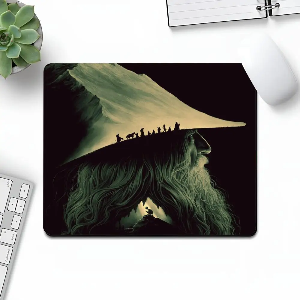 The ReturnS of the KingS Mouse Pad Art Gaming Gamer Small Rubber music Locking Edge Large Computer MousePad Laptop Desk Pad