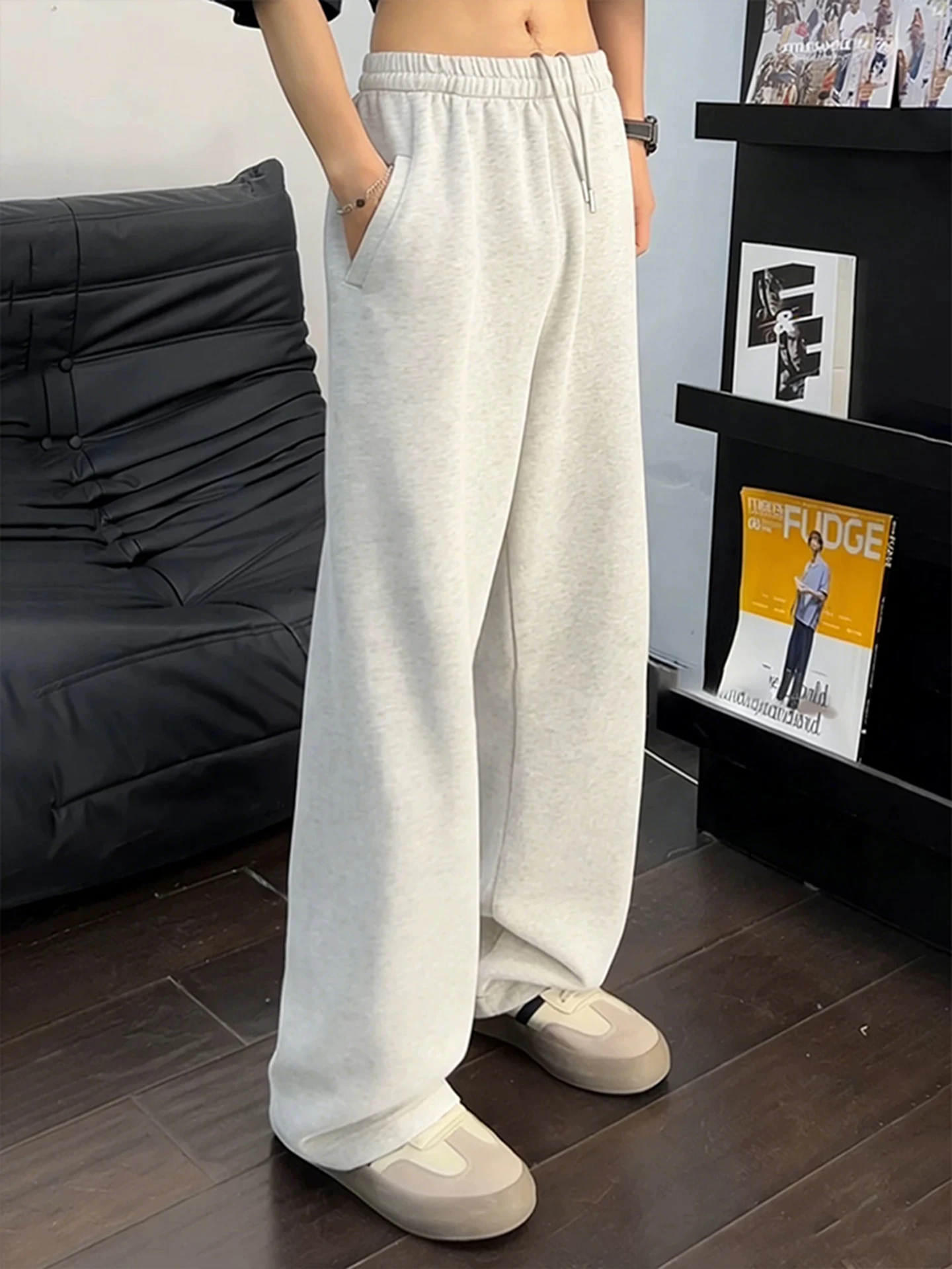Men's Fce Lined Wide Leg Casual Sports Pants Winter Loose Drapey Straight Leg Comfortable Sweatpants Clean Fit Polyester C...