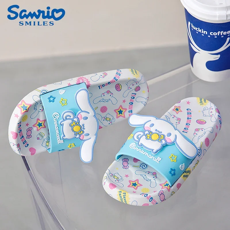 Sandos Kawaii Anime Cartoon bambini pantofole Kuromi Hello Kitty Cinnamoroll estate fondo morbido pantofole antiscivolo per interni regalo