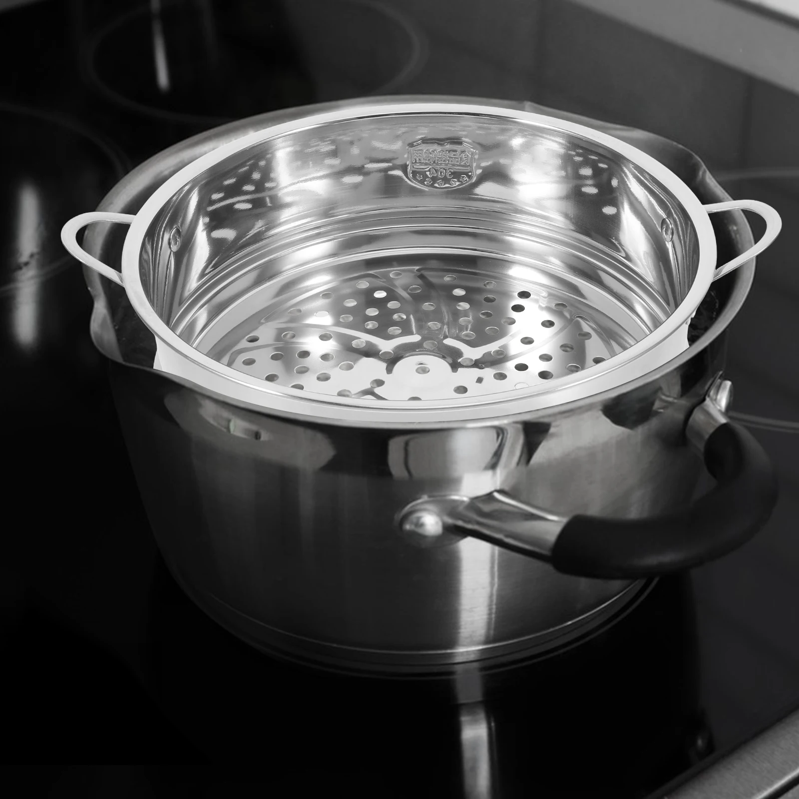 

Stainless Steel Steamer Grid Eco Friendly Safe Dual Handle Smooth Surface Fast Washing Good Sealing Brim