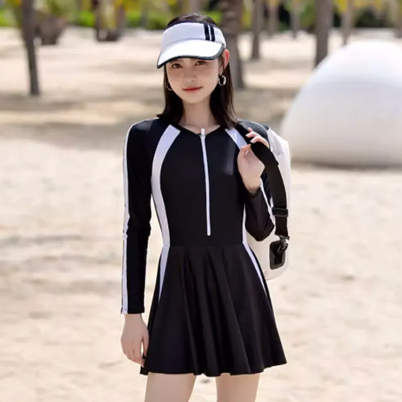 Slimming Effect Long Sleeve  Swimsuit for plus Size Girls Thermal Spring Bathing Belly Covering Dress Style Sports Wind