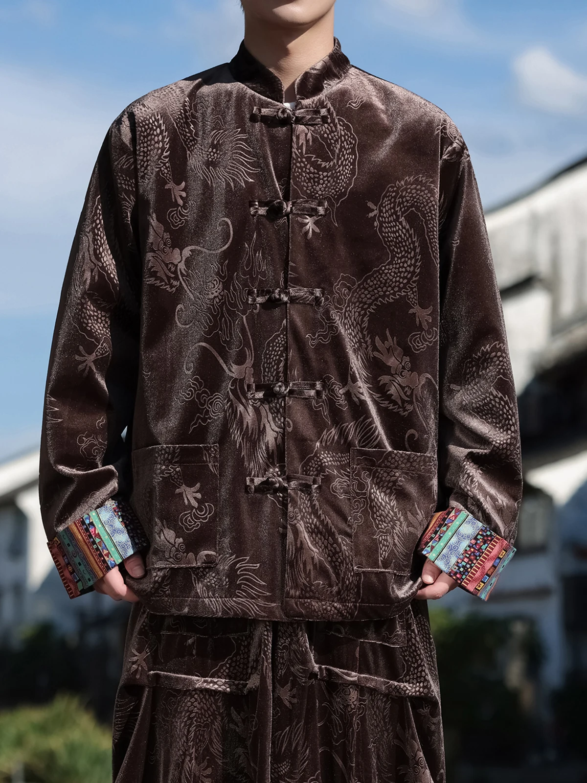 

Золотой бархат, повседневная мужская куртка тай-чи, свободная посадка, воротник-стойка с цветочной вышивкой, китайская верхняя одежда для чайной церемонии