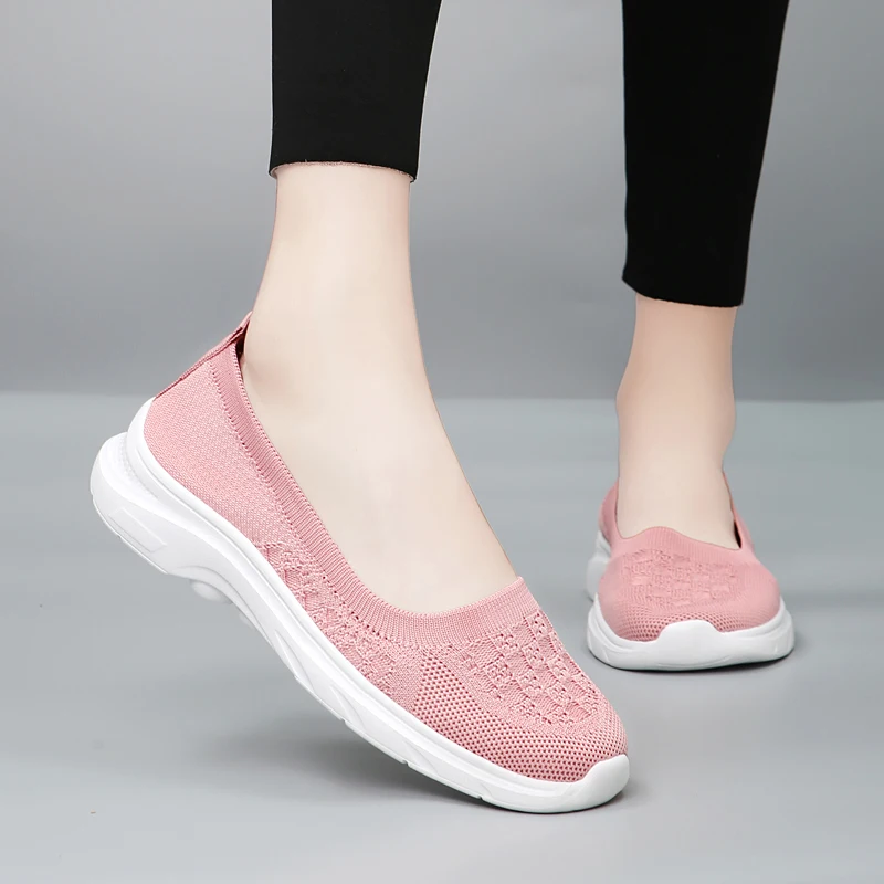 

Новые дышащие сандалии на плоской подошве и повседневная прогулочная спортивная обувь для женщин весной и летом, большого размера.