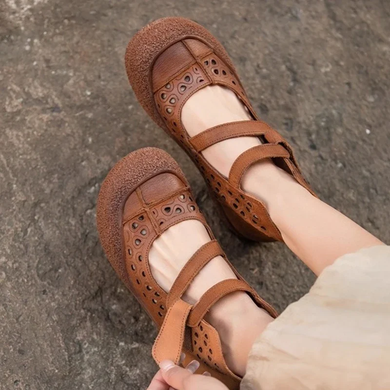 

Women's Sandals Flats Casual Sport Sneakers Retro 2025 Trend New Shoes Hollow Walking Brand Summer Running Shoes Cozy Sandalias