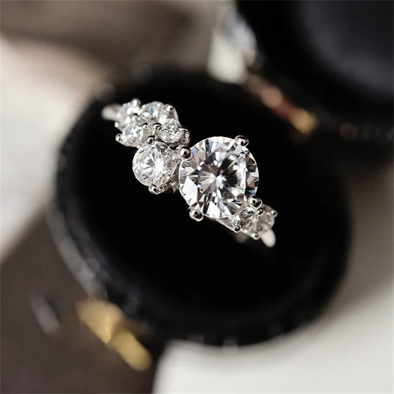 

Jewelry 2023 New S925 Silver Small Sugar Ring Women's Smooth Face Water Drop Pear shaped Wedding Ring Proposal Diamond Ring