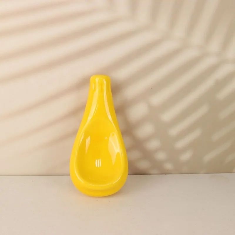 Cartoon Creative Squeeze Tomato Sauce Shape Sauce Dish Creative Cute Japanese Figure Base Ornament 13cm