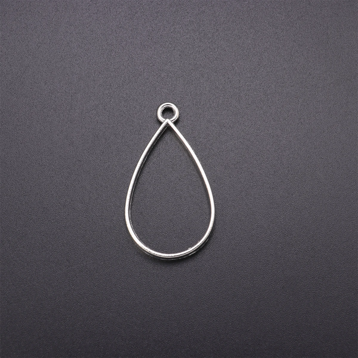 

30pcs Alloy Jewelry Making Pendants Retro DIY Charms Silver Drop Shape Necklace Bracelet Earrings Craft Accessories