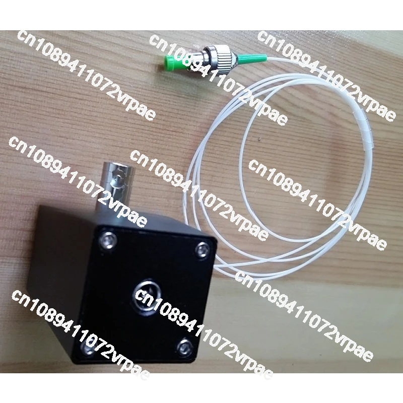 InGaAs high-speed fiber optic photodiode detector/fiber optic receiver (FC interface, 800nm-1750nm), power supply 9-24VDC