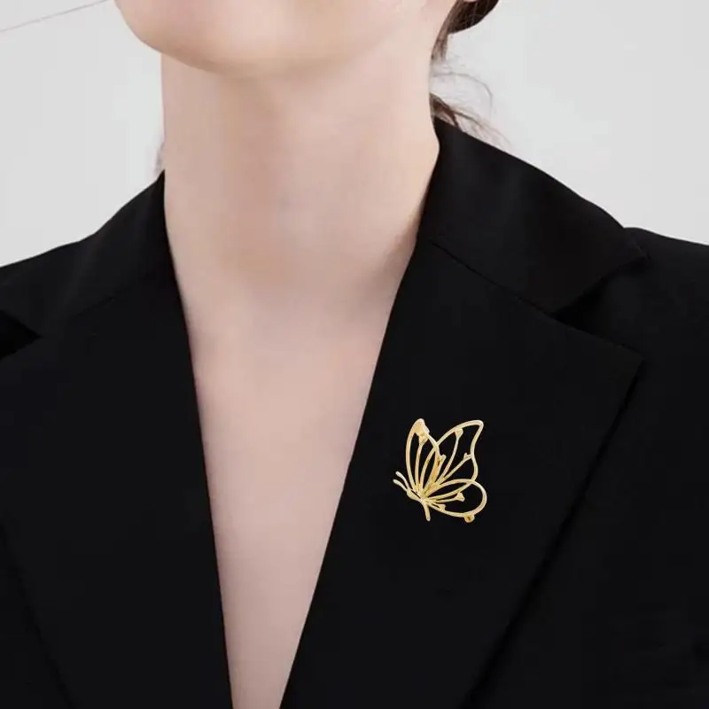 Elegant Hollow Metal Butterfly Brooch for Women Smooth Surface Cute Fine Design Fashion Accessory for Party And Office