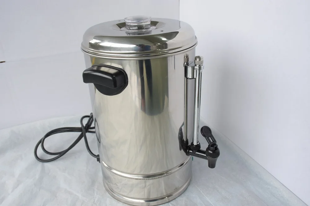 Cafeteira elétrica com equipamento buffet para servir leite e água