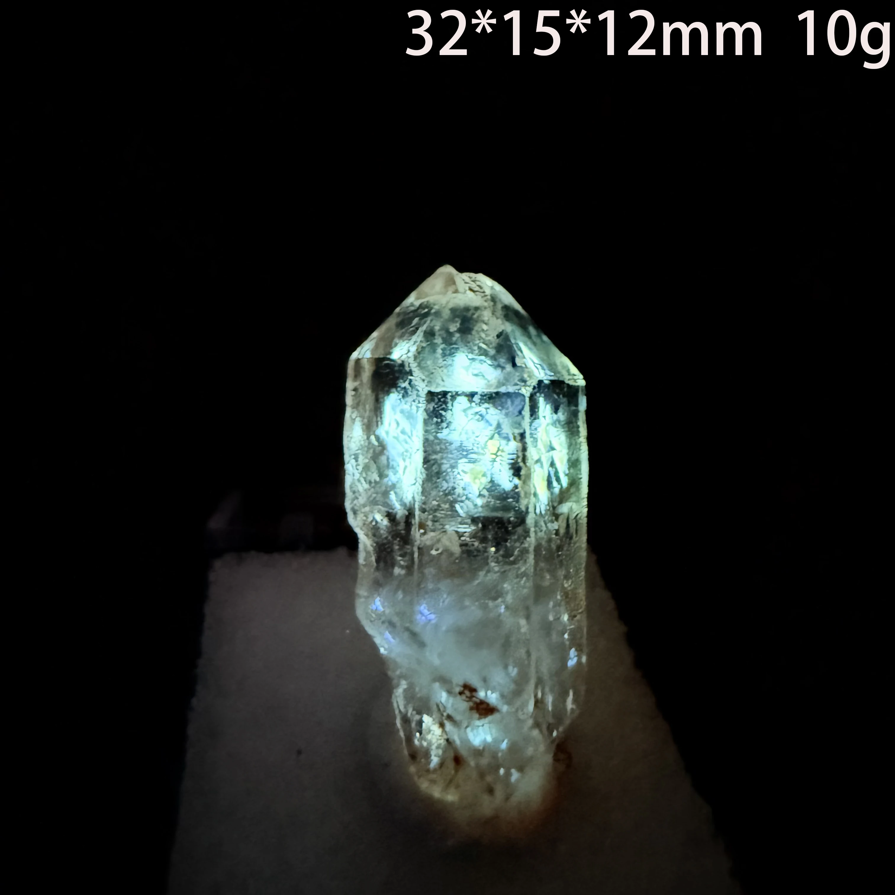 Natural Madagascar Oil Inclusion Crystal, Purple Light Fluorescence Quartz Healing Specimen DecorA4-2-18