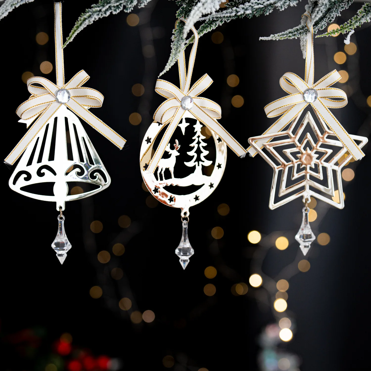 

New Christmas Decoration Gold Iron Hanging Snowflake Bell Star Christmas Tree Hanging Decoration Ambience Dress Up