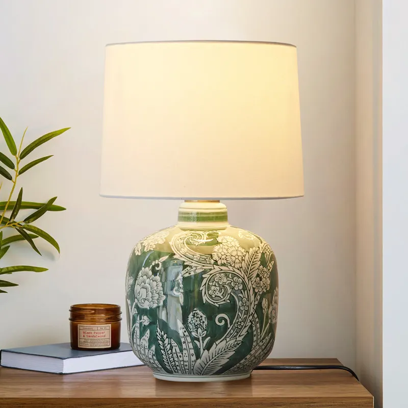 Vintage Green Floral Ceramic Table Lamps Farmhouse Style Modern Art Lights Bedroom Living Room Bedside Study Home Decor Fixtures