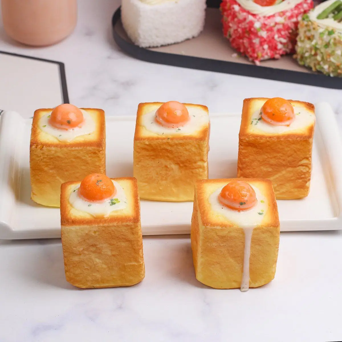 1 unidad de simulación de pan, pastel, huevo, serie, rebote lento, pellizco de pan, accesorios de tiro de comida, ventana, decoración del hogar