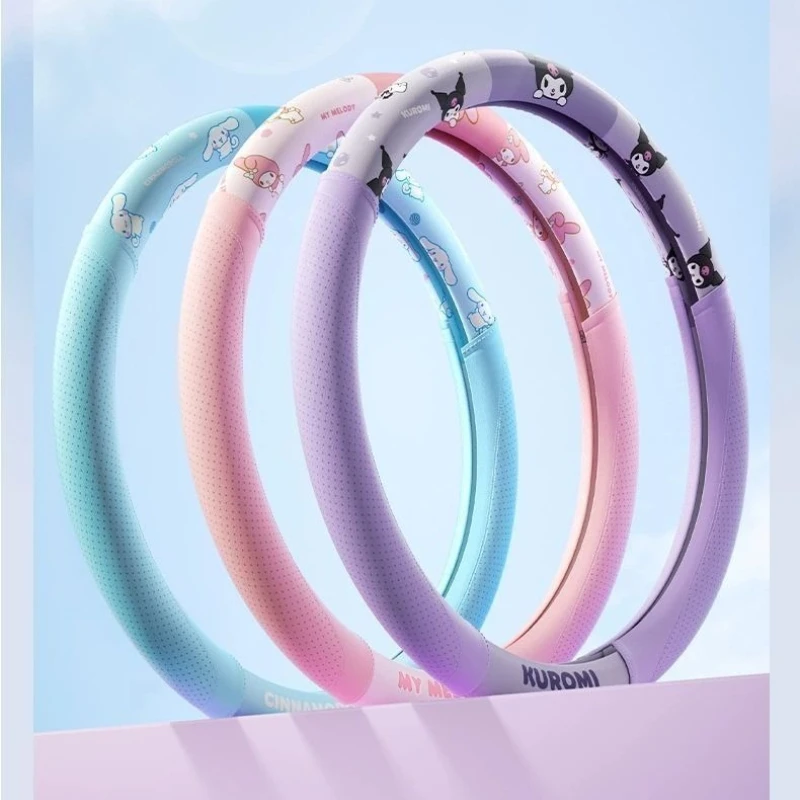 

Чехол на руль Sanrio Hello Kitty в стиле аниме Kawaii Kuromi Cinnamoroll, кожаный автомобильный аксессуар для капота 38 см, подарок для девочек