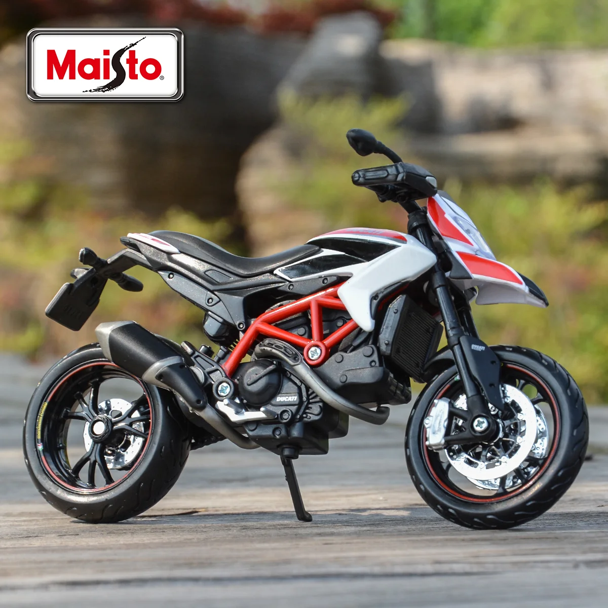 Maisto 1:12 DUCATI 2013 Hypermotard SP Alloy Racing Motorcycle Model Simulation Diecast Metal Street Motorcycle Model Kids Gifts