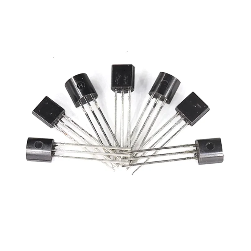 

20 шт. BT131-800 TO-92 BT131 TO92 131-800 новый регулятор напряжения IC в наличии