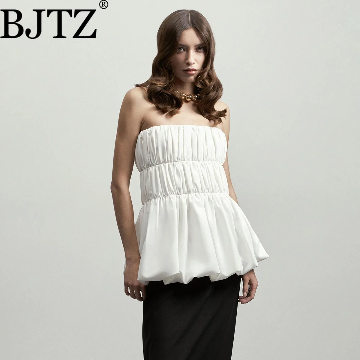 

BJTZ 2026 Весна-Лето Женский топ-бандо с драпировкой – облегающий, нишевый дизайн, элегантный, сексуальный, универсальный, модный, для офиса, на бретельках