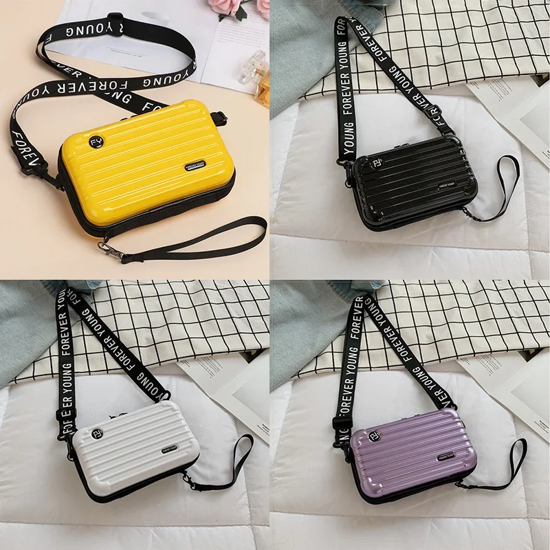 Women Clutch Shoulder Bag for Women Shape Totes Phone Zipper Pouch Coin Purses Fashion Purses and Designer Small PVC Handbags