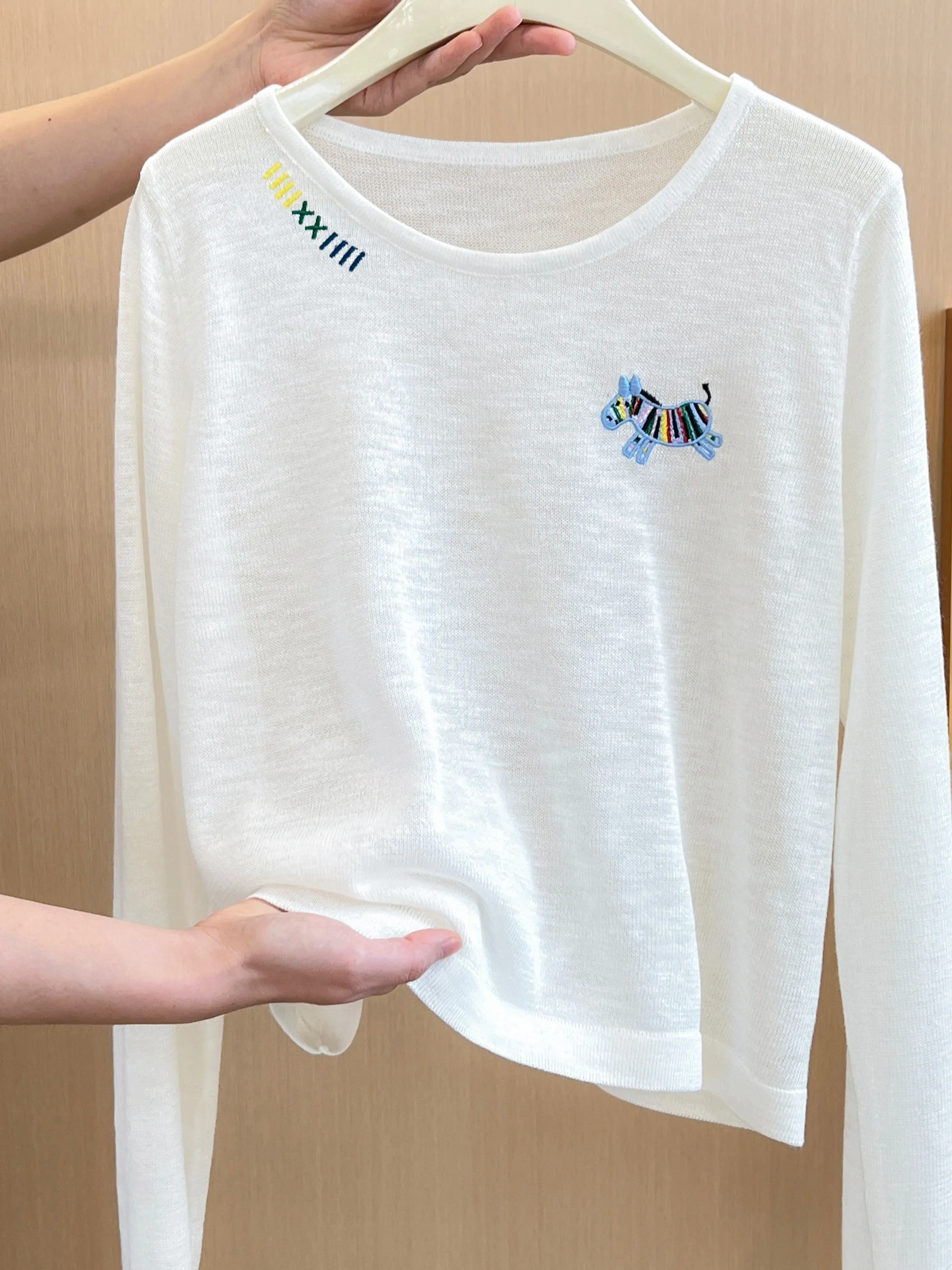 

Элитная корейская женская длинная вязаная футболка-накидка с вышивкой для защиты от солнца, ранняя осень, модная